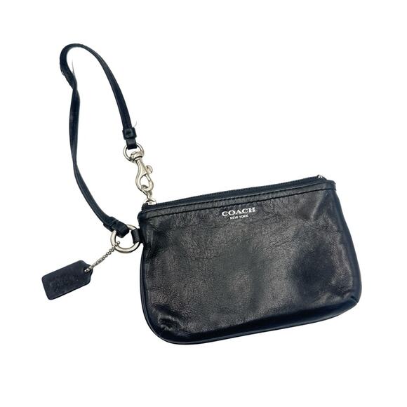 Vintage - Coach Leatherware Est. 1941 Black Leather Wristlet - Picture 5 of 13